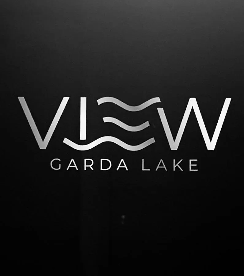 View Garda Lake contacts