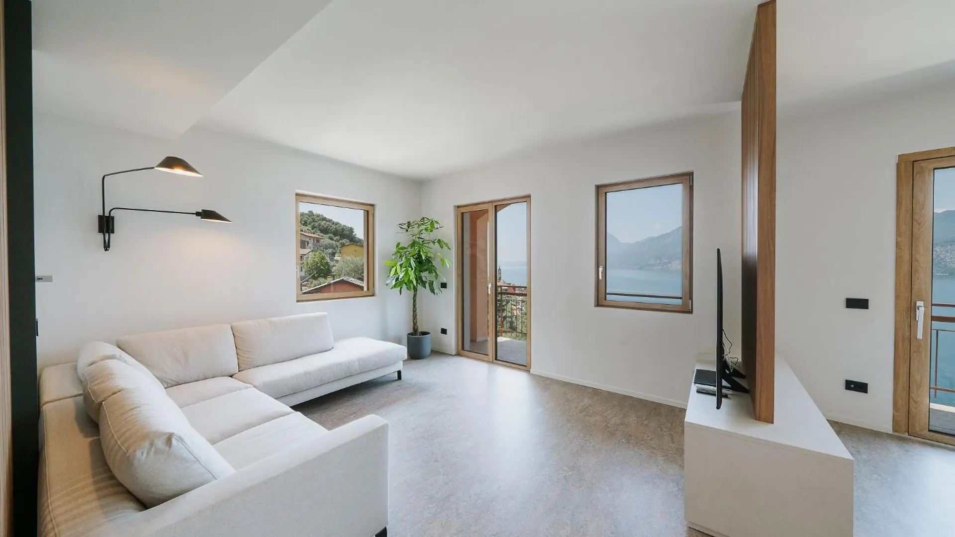 View Garda Lake Brenzone sul Garda Holiday home